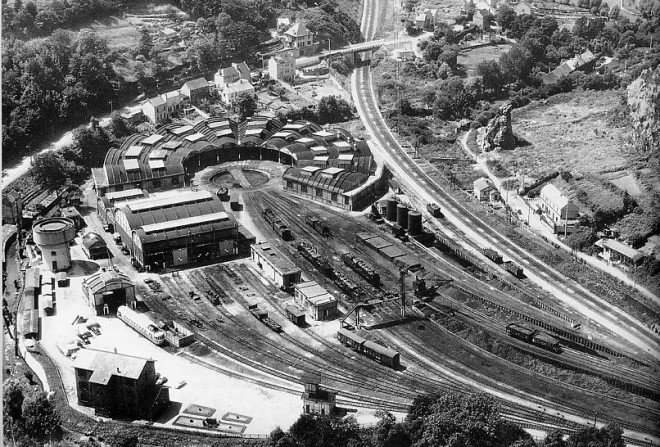 HO - Construction d'un centre autorail - Page 3 Cherbo10