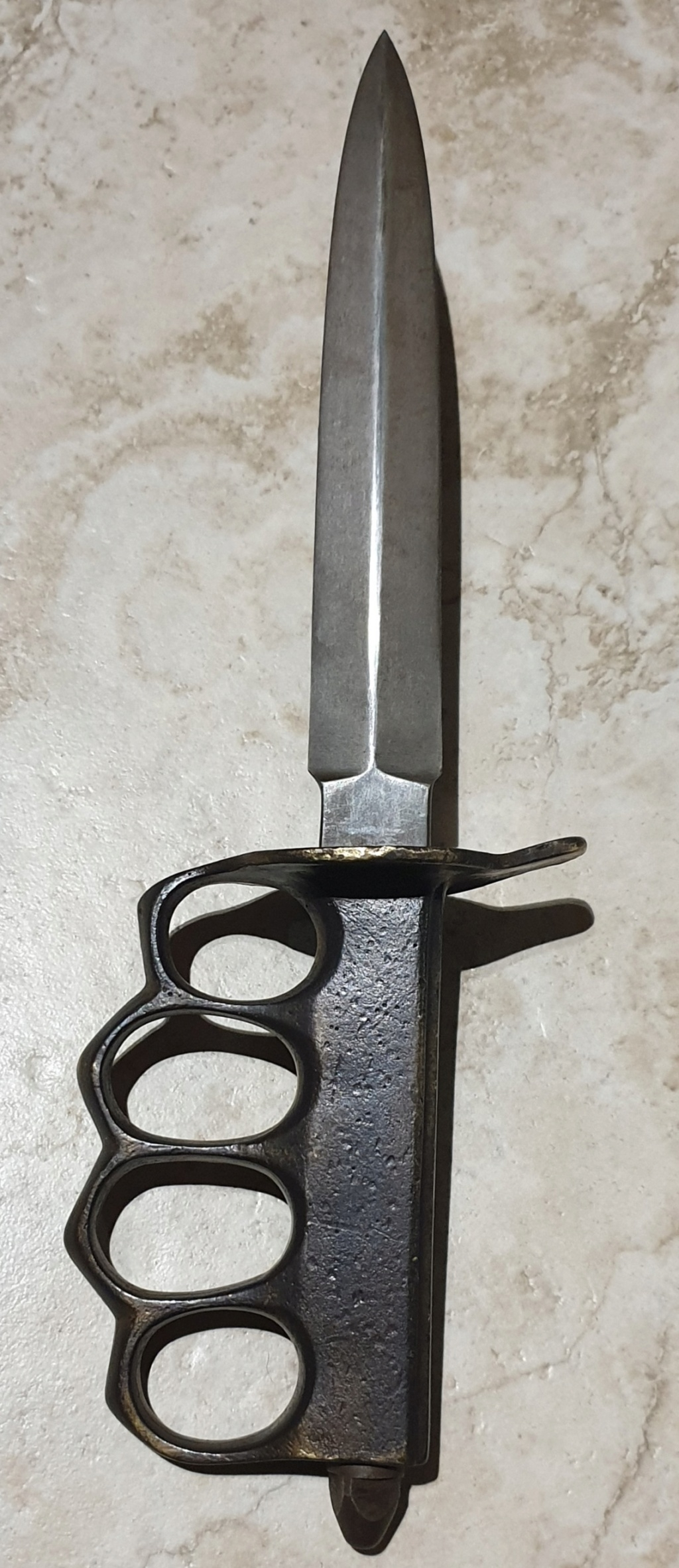 Authentification :Couteau de tranchée -Trench knives  US 18 20240329