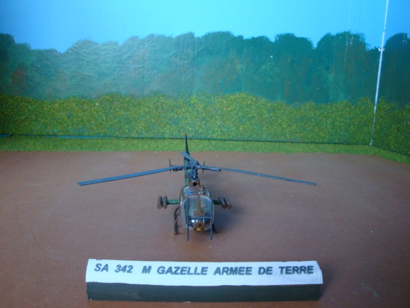 Hélicoptère français SUD AVIATION SA 342 M Gazelle Armée de terre [ HELLER 1/72° ] Dsc03643