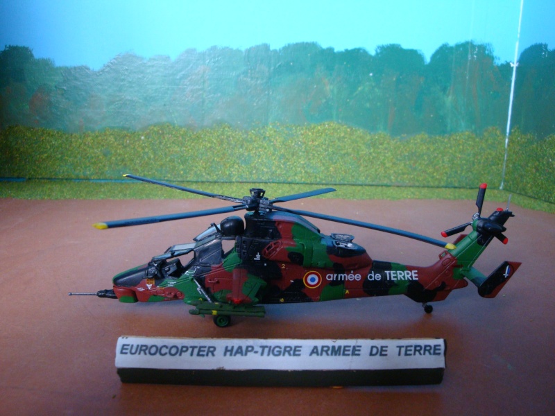 Hélicoptère français EUROCOPTER Tigre HAP Armée de terre  [ ITALERI  1/72° ] Dsc03668