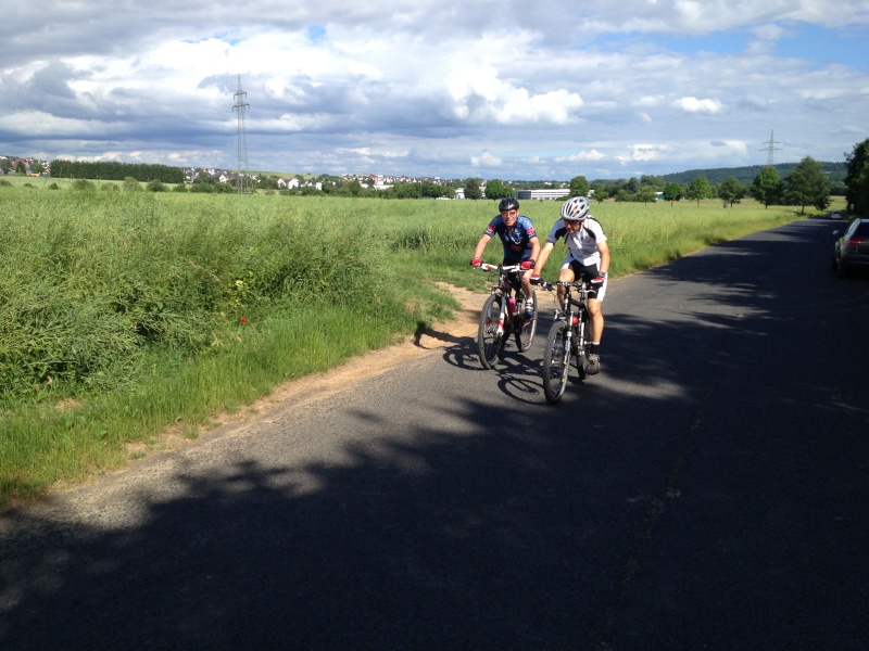 22.06.2013 - Die "mal sehen, ob`s die Eisdiele in Naunheim noch gibt" - Tour Img_0829