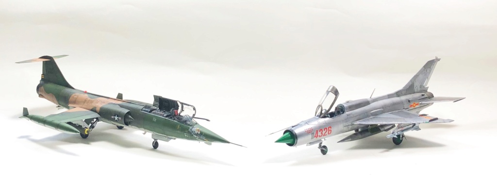 F104C HAEGAWA 1/48 + SET DACO + PE EDUARD Img_3530