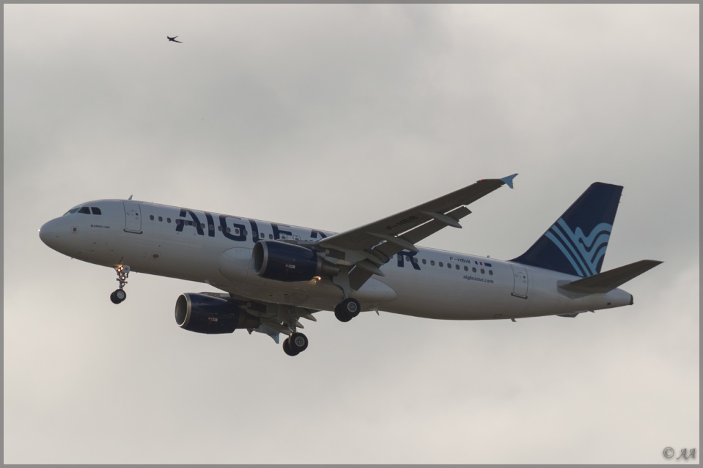 [12/06/2013] Airbus A320 (F-HBIB) Aigle Azur n/cs _dsc8313