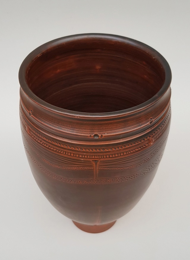 Vase terre sigillée à décor incisé de Maxime DEFER 20191214