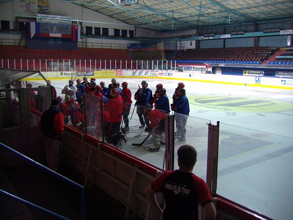 [JEU] Quelle patinoire? - Page 9 Patino11