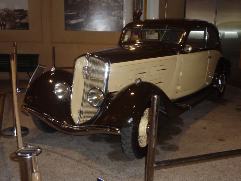 musée Aventure Peugeot un petit tour avec Alain mécano 06910