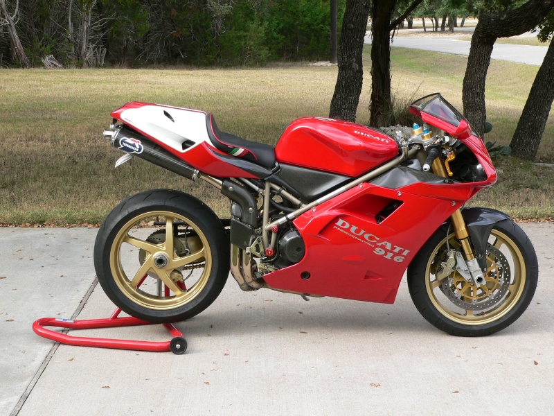 Tamiya Ducati 916 Ducati10