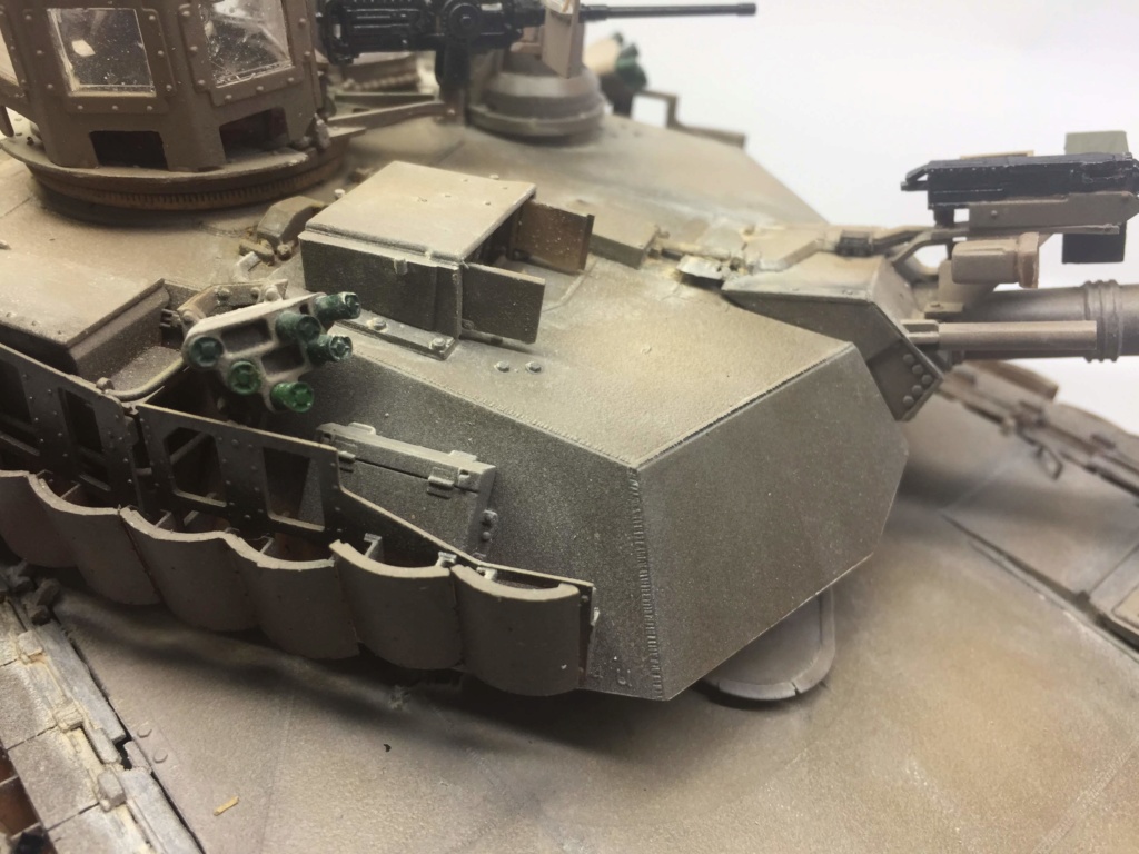 M1A2 Abrams Tusk MENG 1/35 Termine - Page 3 Img_0141