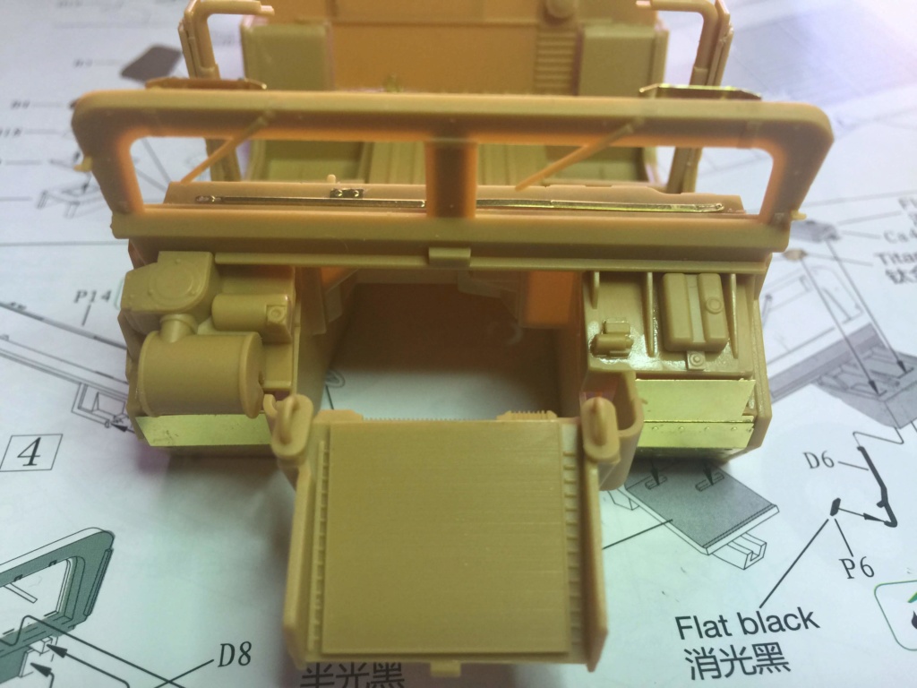 Humvee M1114 Bronco 1/35 Termine Img_4984