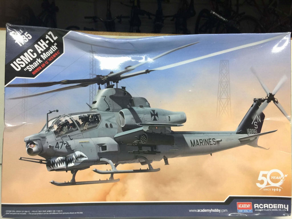 USMC AH-1Z Academy 1/35 Img_9546