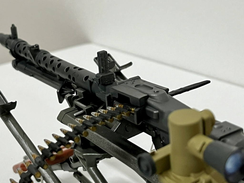MG 34 au 1/8 et au 1/4 en resine 3D TERMINE Photo356