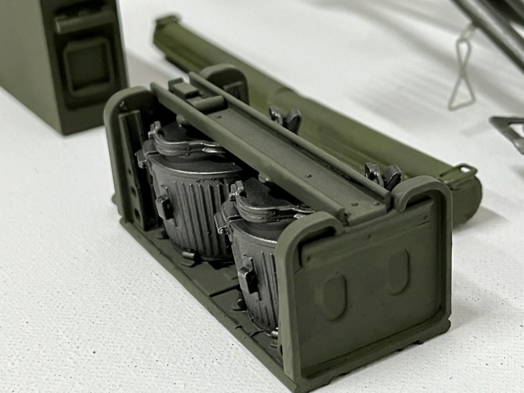 MG 34 au 1/8 et au 1/4 en resine 3D TERMINE Photo358