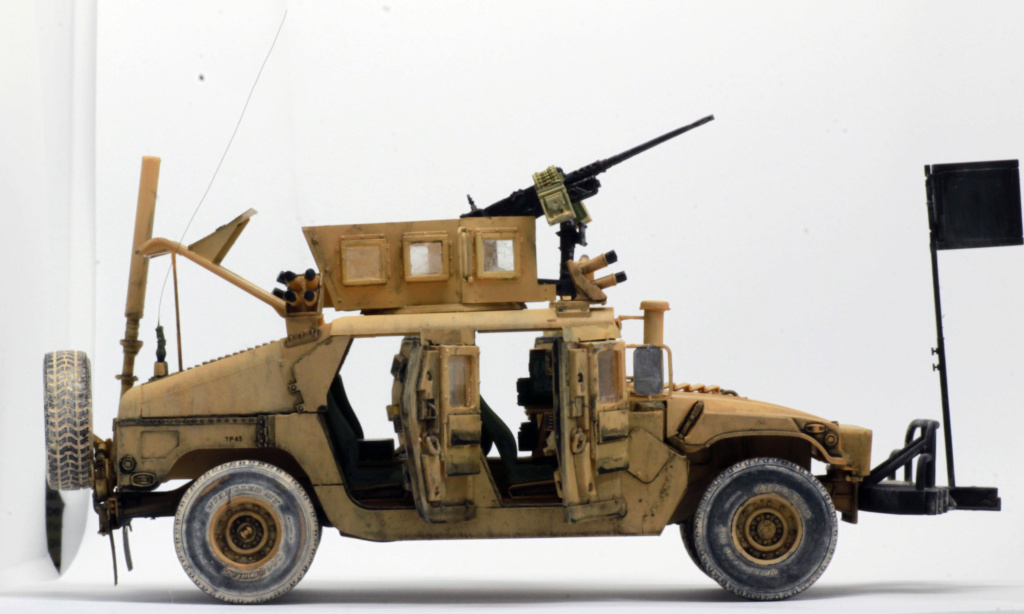 Humvee M1114 Bronco 1/35 Termine - Page 4 Untitl23