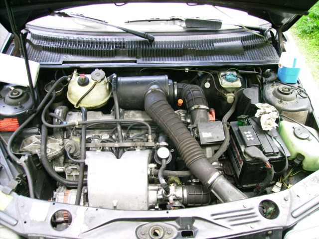 [35] 205 GTI 1L6 - 115cv - AM87 - Gris Graphite 510