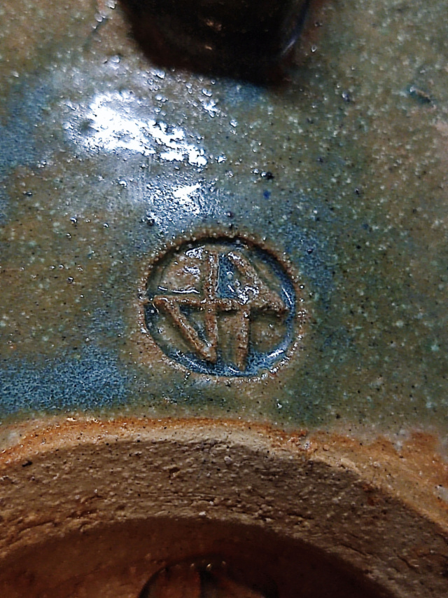dHP mark on stoneware jug. Pot210