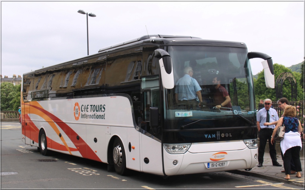 Divers cars et bus Irlandais (IRL) 27851110
