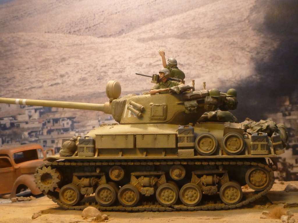 1/35 M 51 super Sherman (DRAGON) +figurines Verlinden P1070911