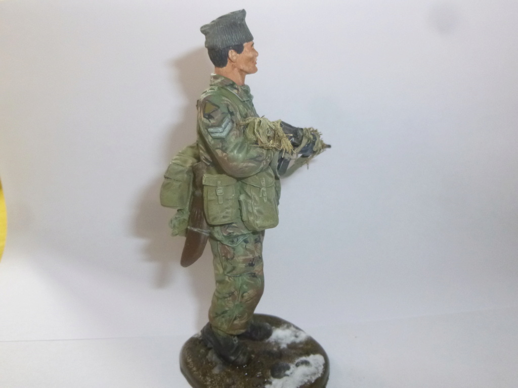 Gurkha Guerre des Falklands 1982- Sole Miniatures 120mm P1100615