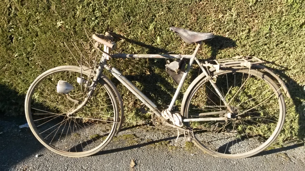 Peugeot - PEUGEOT 700 B standard , surement de début 1930 04211