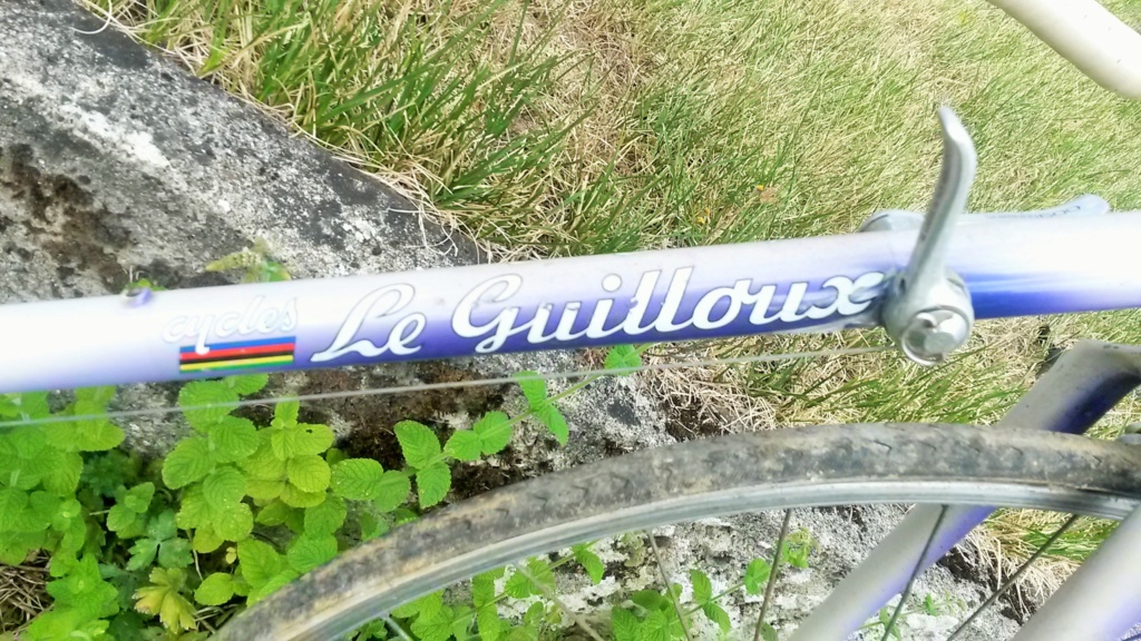 vélo de course FRANCOIS LE GUILLOUX 1987-90  04213