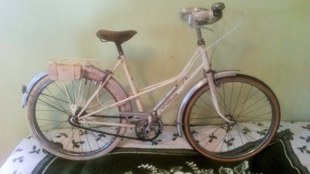 MOTOBECANE - MOTOBECANE  1960-64 jeune fille 8-10 ans 20180732