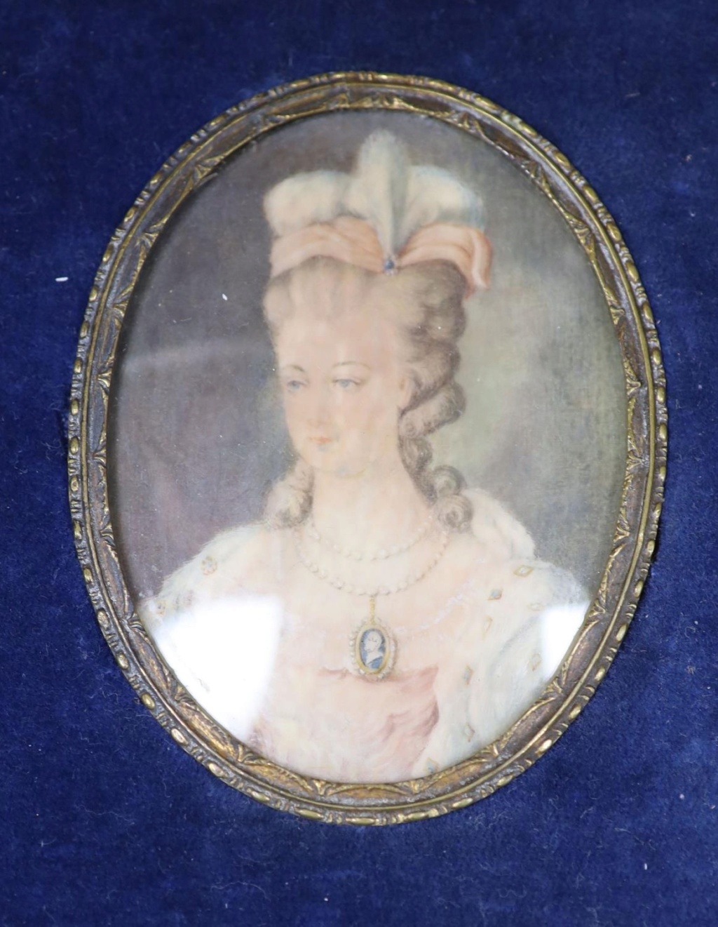 Collection : miniatures de Marie Antoinette et de ses proches - Page 18 11001513