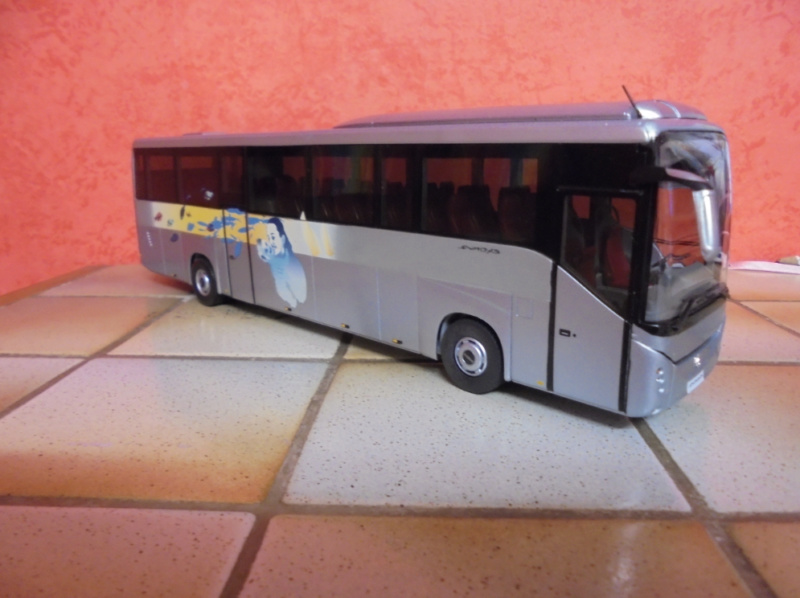 Les cars et bus miniatures - Page 6 Evadys11