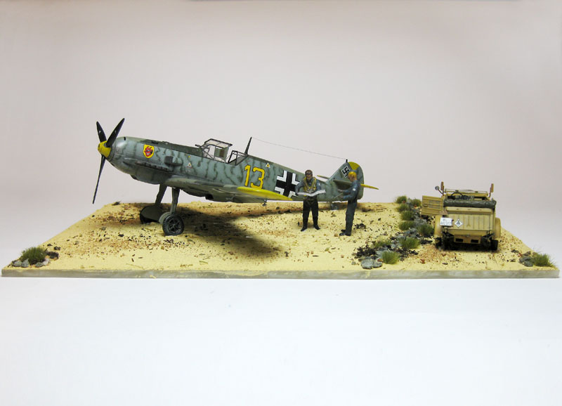 MT: Messerschmitt Bf109-E4 con Kübelwagen - Eduard y Tamiya 1/48 334