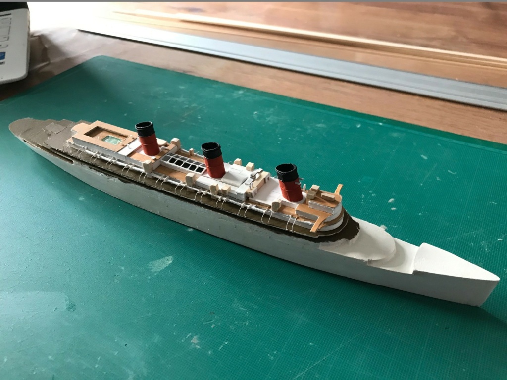 RMS Queen Mary I [scratch carton 1/1000°] de PADOU35 - Page 2 Img_4828