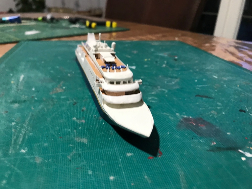 Yacht Seadream I [scratch carton waterline 1/600 ~1/600°] de PADOU35 (chantier) Img_7949