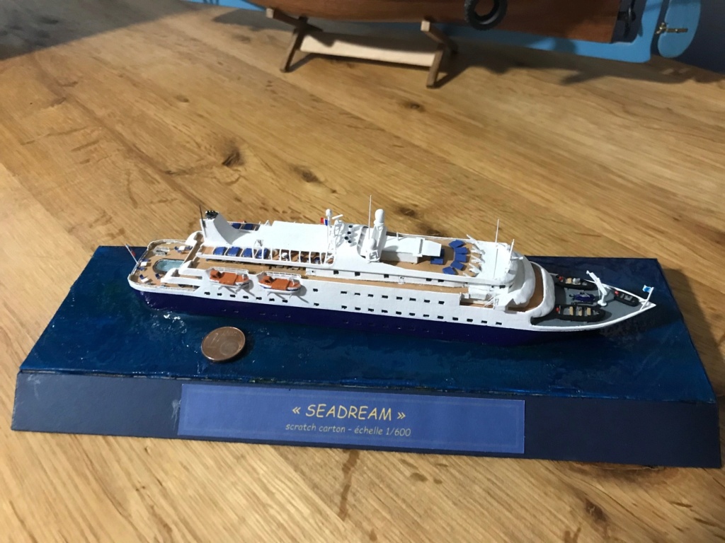 Yacht Seadream I [scratch carton waterline 1/600 ~1/600°] de PADOU35 (terminé) Img_7969