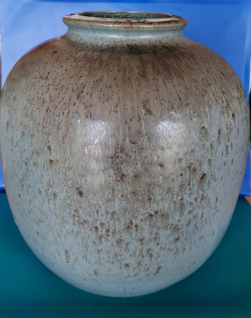 Vase céramique forme boule teinte céladon  20240311