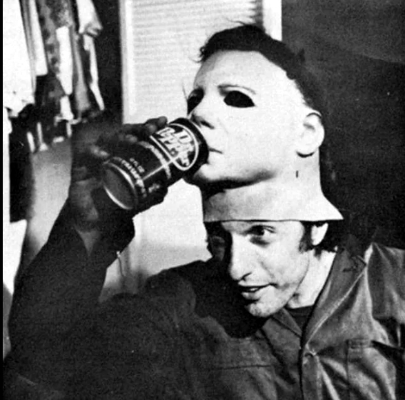 Behind The Scenes Photos Of Movie Villains  Myers10