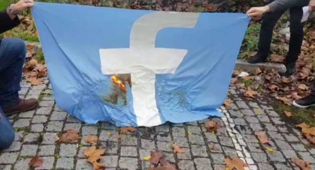 Acção de Protesto contra a Censura do Facebook (fotos + video) 20191110