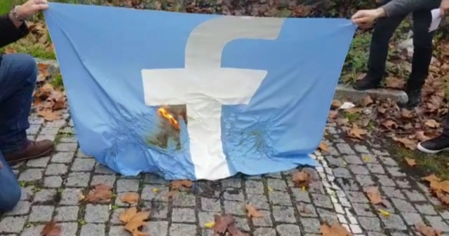 Acção de Protesto contra a Censura do Facebook (fotos + video) 20191112