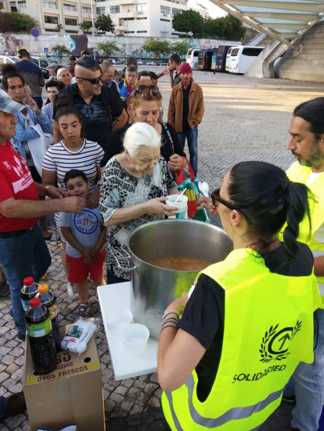 13° Ação de solidariedade para com os sem-abrigo em Lisboa (video e fotos) Img-2123