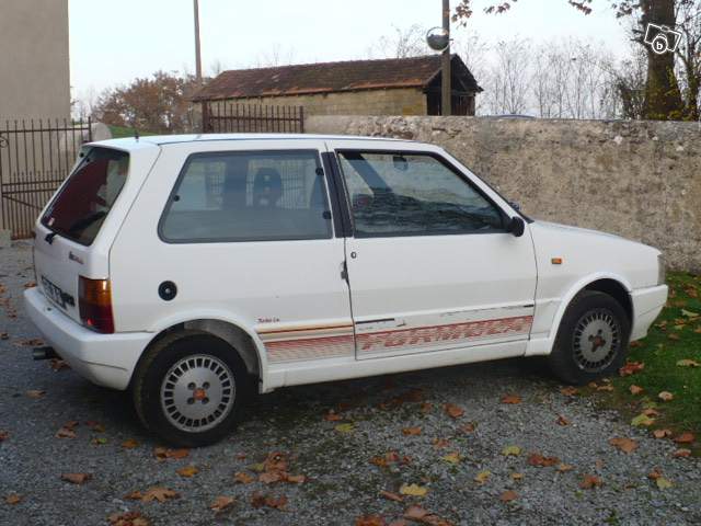 FIAT Uno Turbo I.E. « Formula »  Bbbd1e10