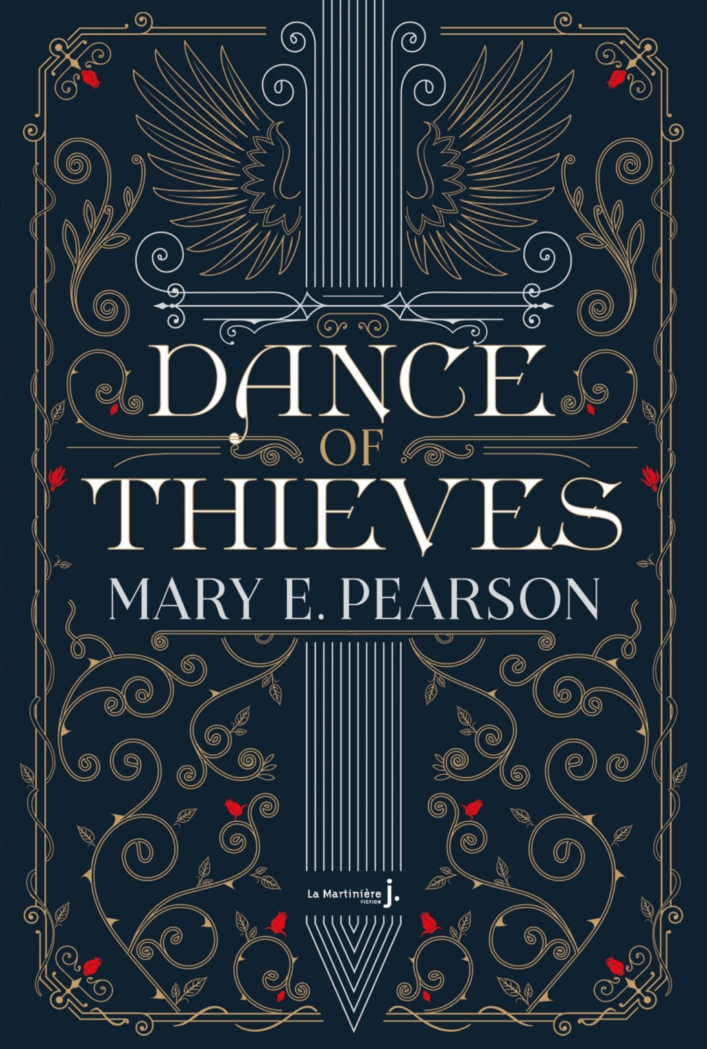Dance of Thieves - Tome 1 : Dance of Thieves de Mary E. Pearson Dance-10