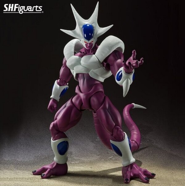 Figuarts Dragon Ball Z (Bandai) - Page 19 Shfigu11