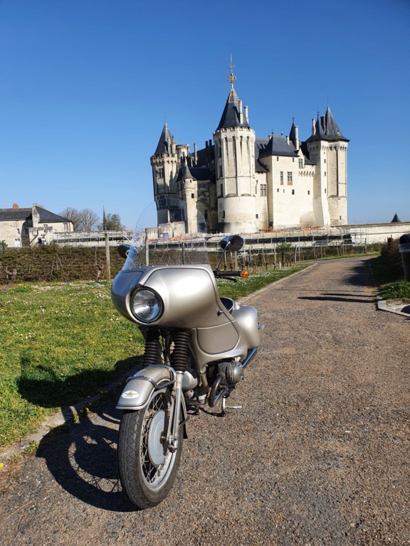 Photos de vous et de votre moto devant ....un château  - Page 21 20210315