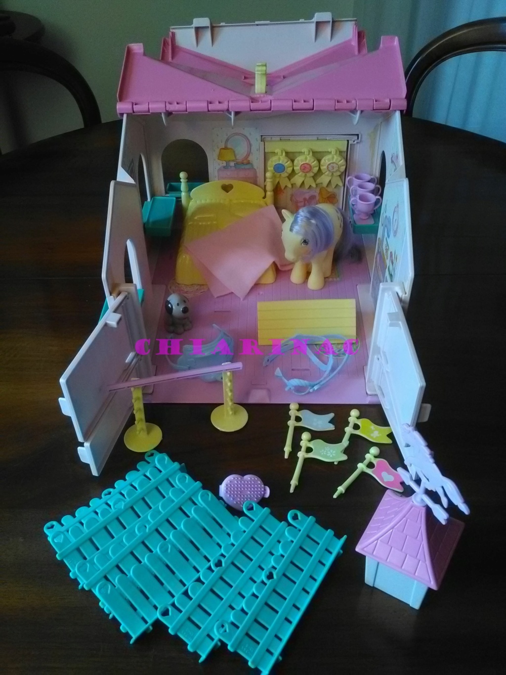 Vendo lotto Mio Mini Pony / My Little Pony Generazione 1 (G1) Gig Hasbro anni '80 (due playset e otto pony, anche rari; tutto supercompleto!) Img_2116