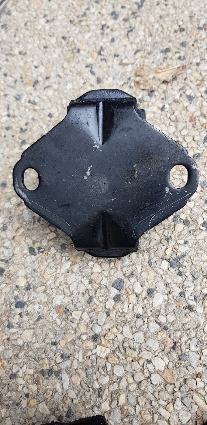 Replacing engine mounts without a hoist? Mount210