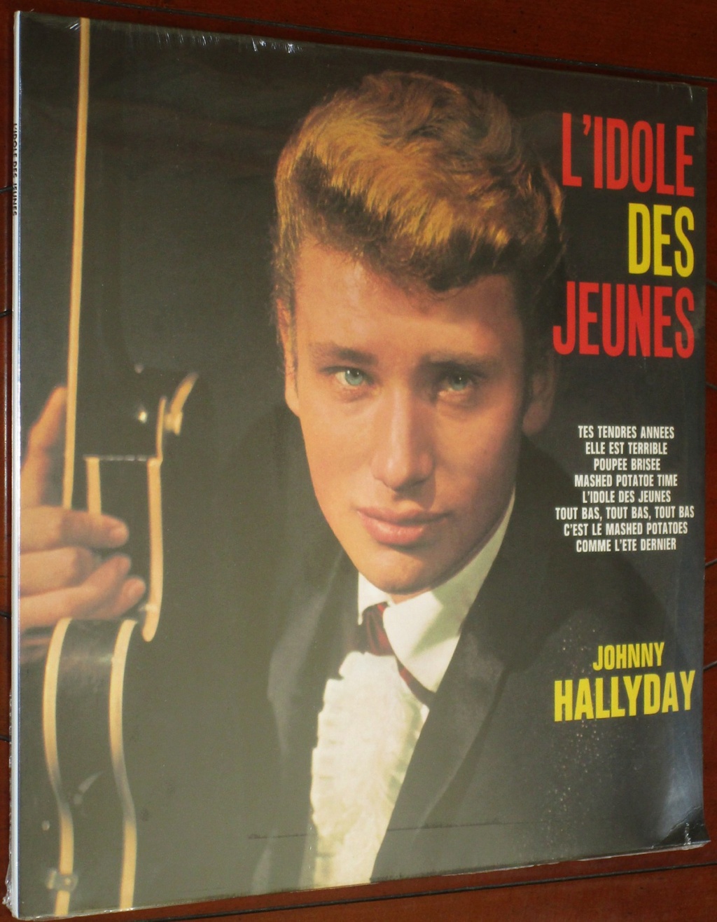 Hachette: Les vinyles de légende n°35     L'IDOLE DES JEUNES     1LP 002-l_50