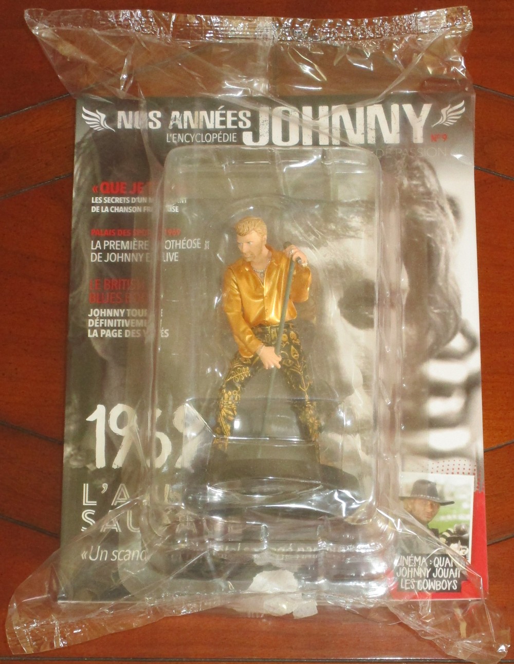 Alteys: Nos années Johnny n°09          1969 003-a159