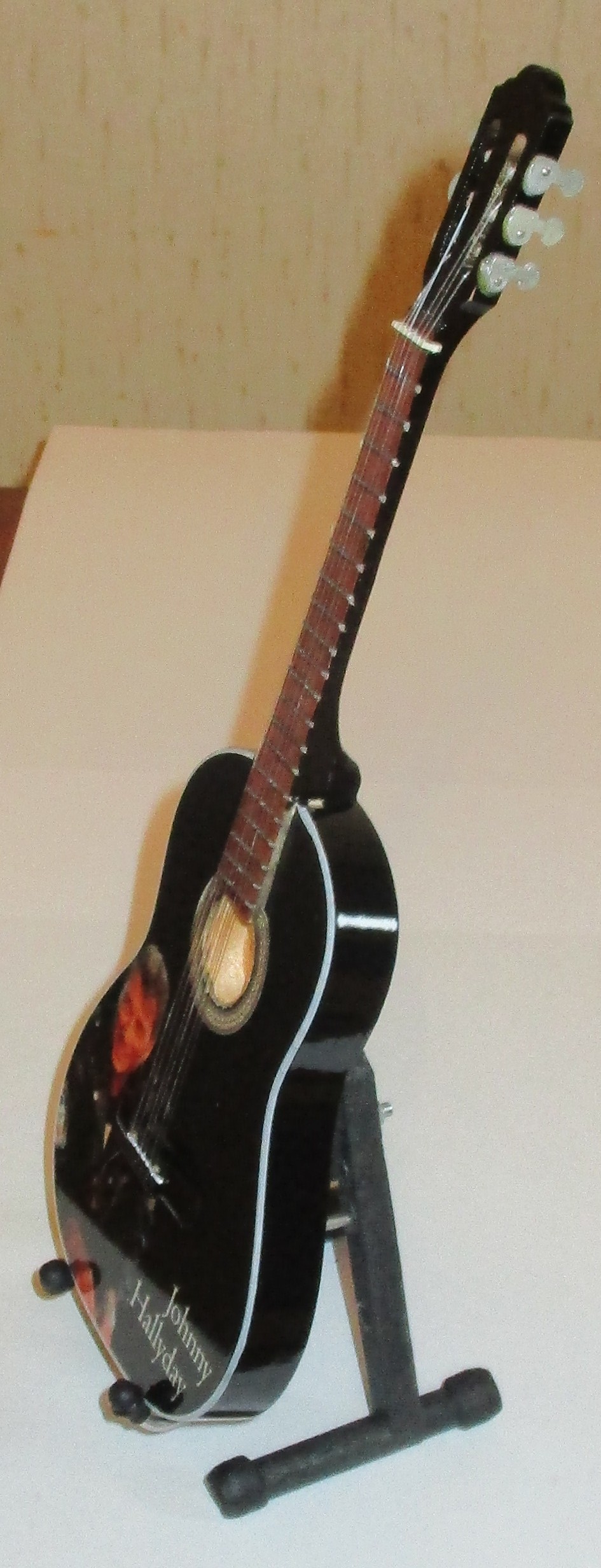 MINI GUITARE SECHE JH 010-mi10