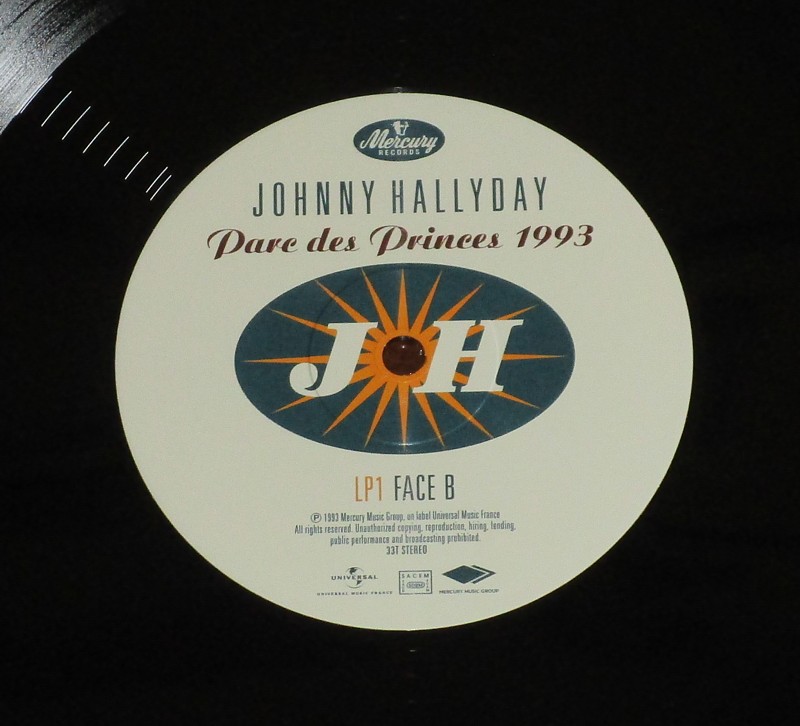 Hachette: Les vinyles de légende n°15     PARC DES PRINCES 93 15T     2LP 012-pa12
