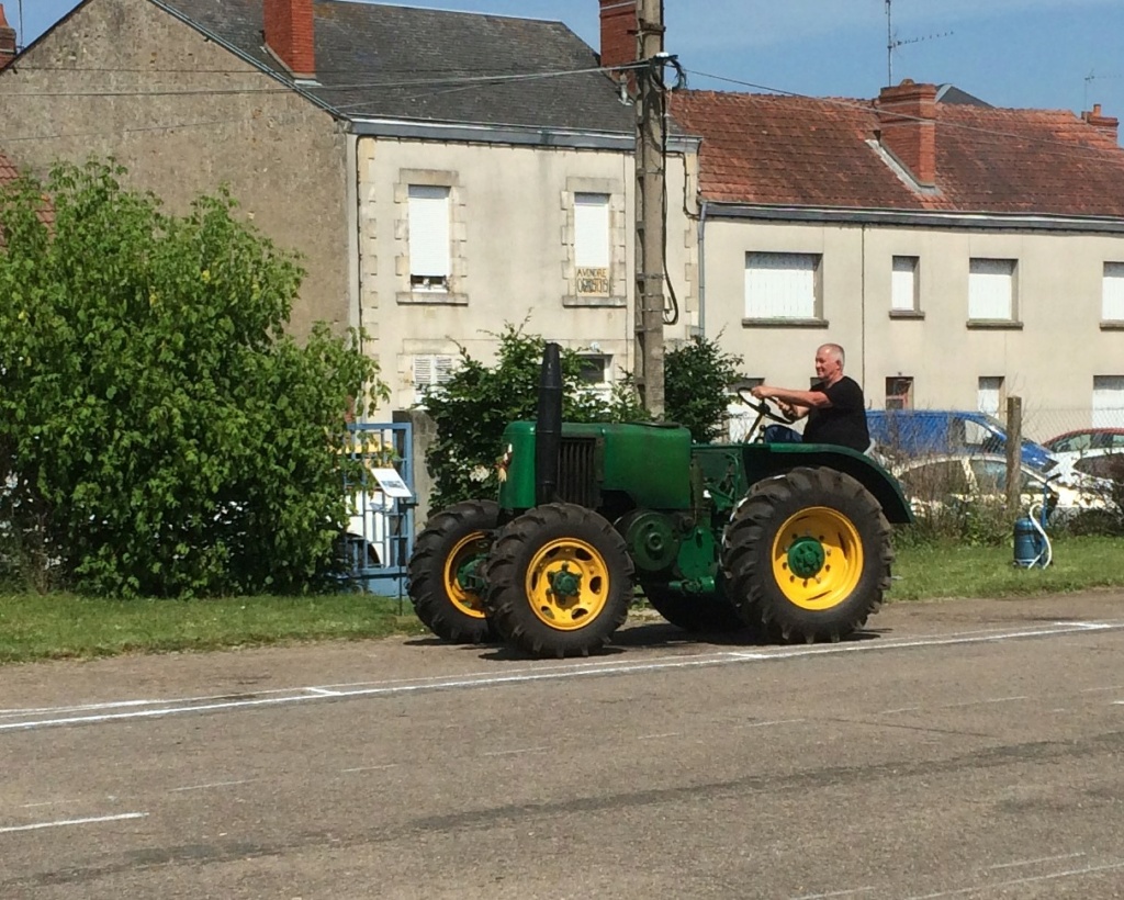 2017/05/27 & 28 - Tracteurs en Fête à Vierzon (18) Img_1113