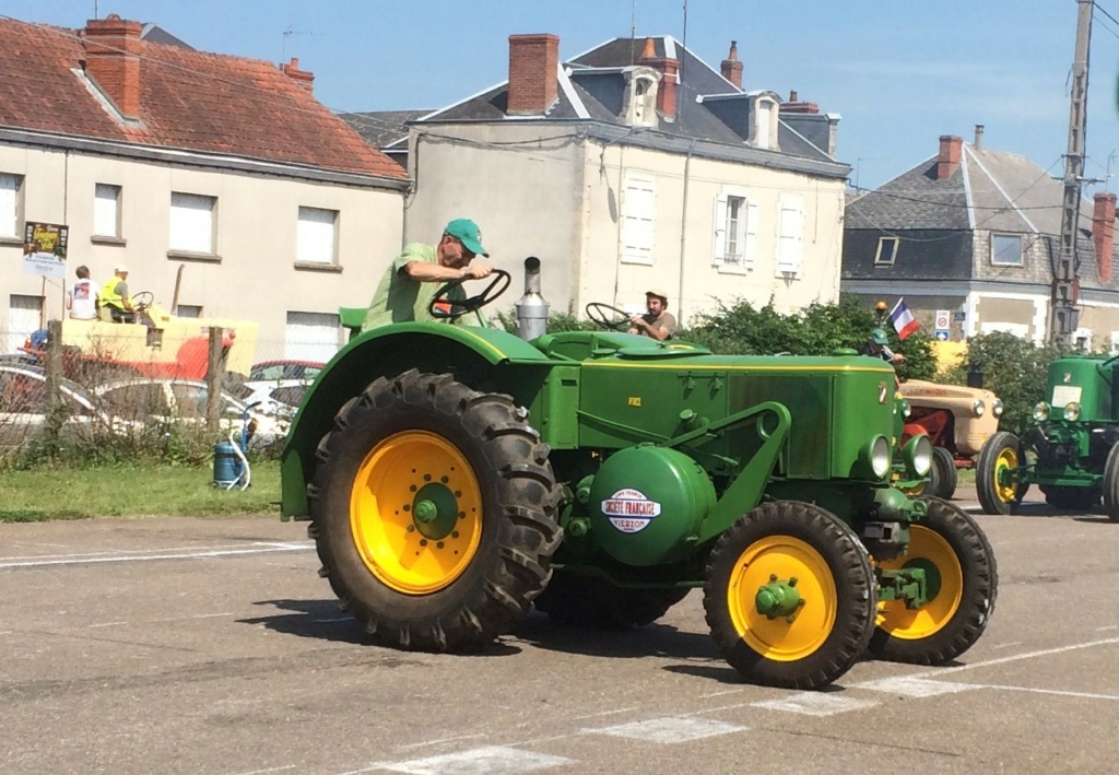 2017/05/27 & 28 - Tracteurs en Fête à Vierzon (18) Img_1118