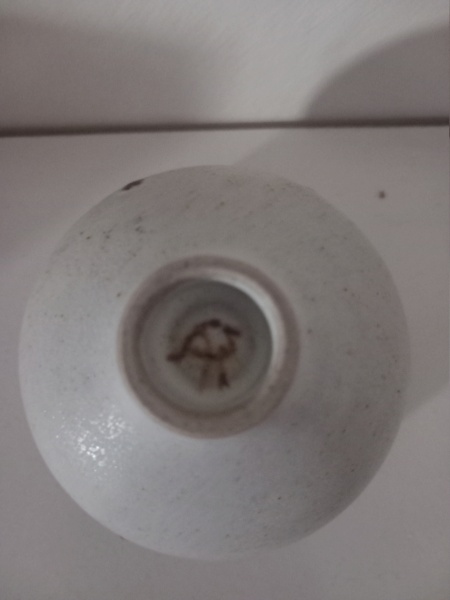 BIrd (?) mark or an A and other letter - Lucy Rie type drip glaze 20220934