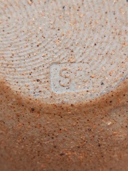 Small bowl - SD mark - possibly Sally Dawson  20230427